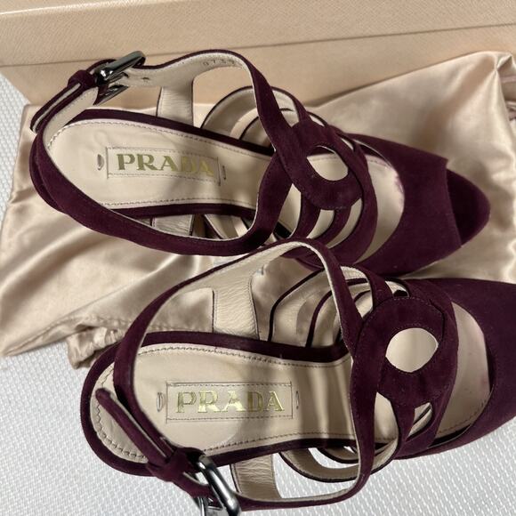Prada Suede And Snakeskin Heels Sz 36 / US 5.5 w/ Dust Bag & Box - Picture 9 of 16